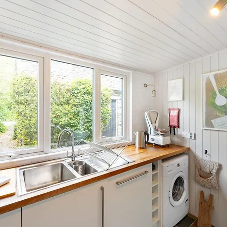 3 Bed In Skelwith Bridge Oc-Lr033 *