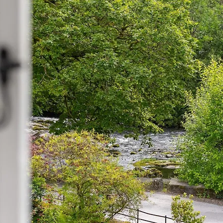 3 Bed In Skelwith Bridge Oc-Lr033 別荘 *