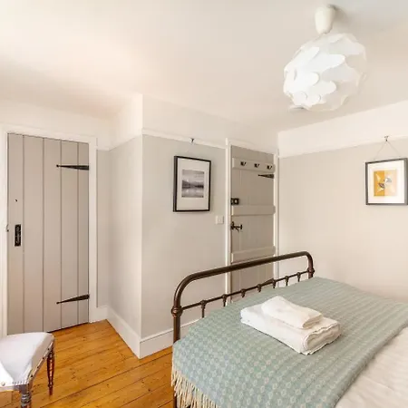 펜션 3 Bed In Skelwith Bridge Oc-lr033 *